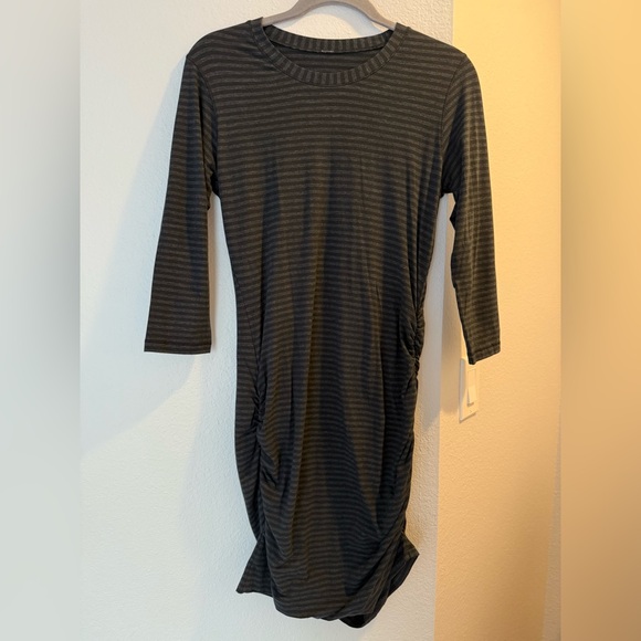 Lululemon anytime dress black and gray classic stripe - Picture 4 of 6